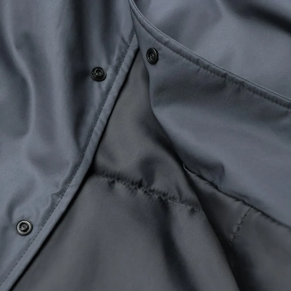 “MONOCHROME” Level 4 Wind Breaker / TR22AW-506