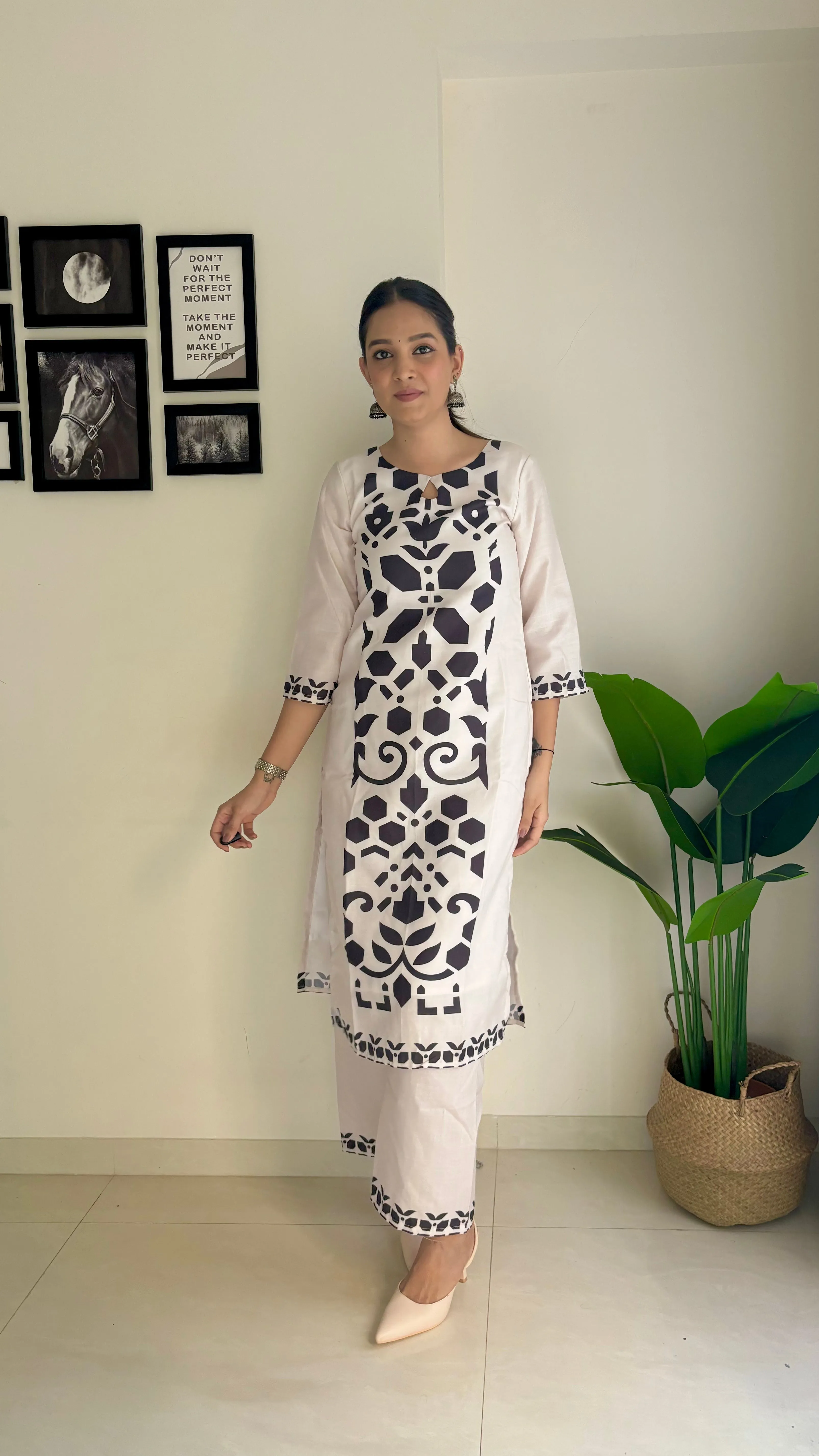 Monochrome Mosaic Cord Set