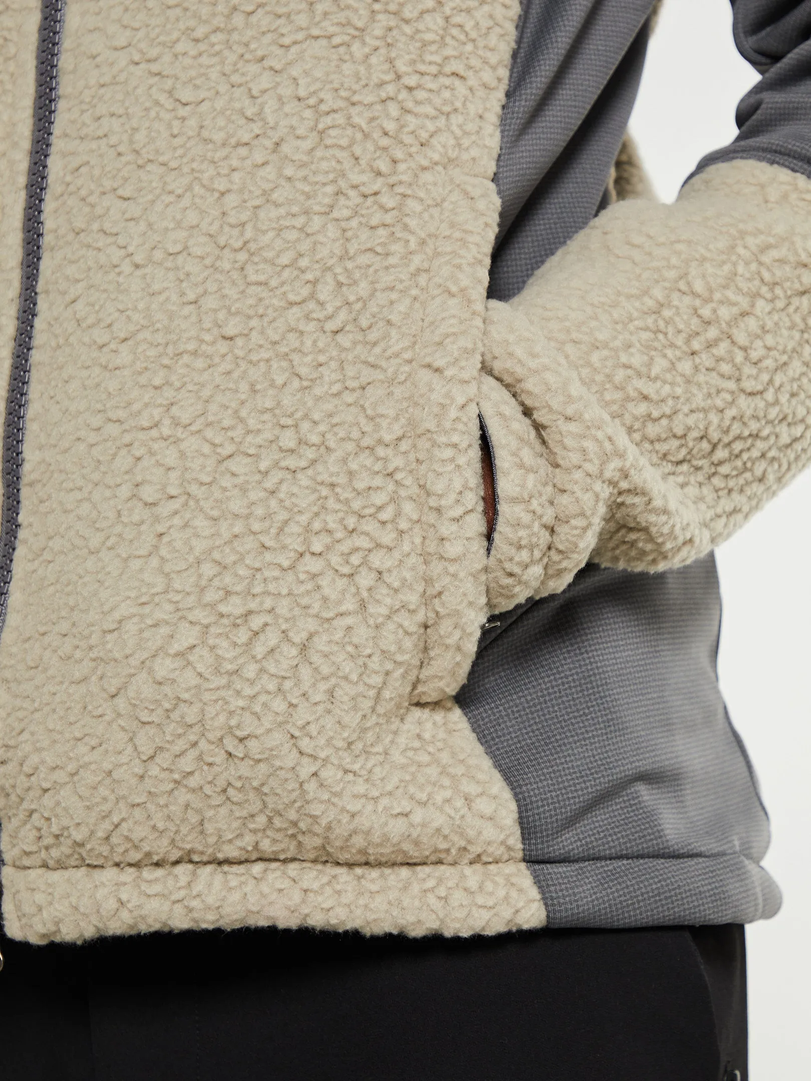 Tindur Technical Shearling Jacket in Dry Moss